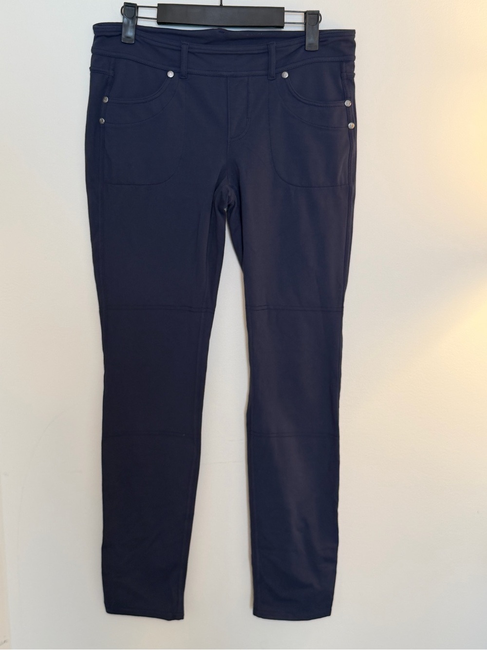 💗 Athleta Betona Woven Chino Jeggings in Navy size Medium